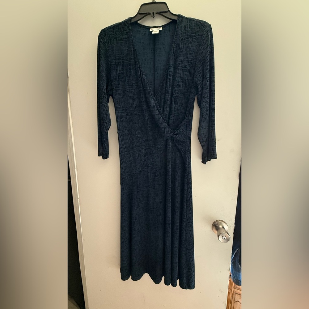 Chico's Navy Textured Twist-Front Long Sleeve Dress